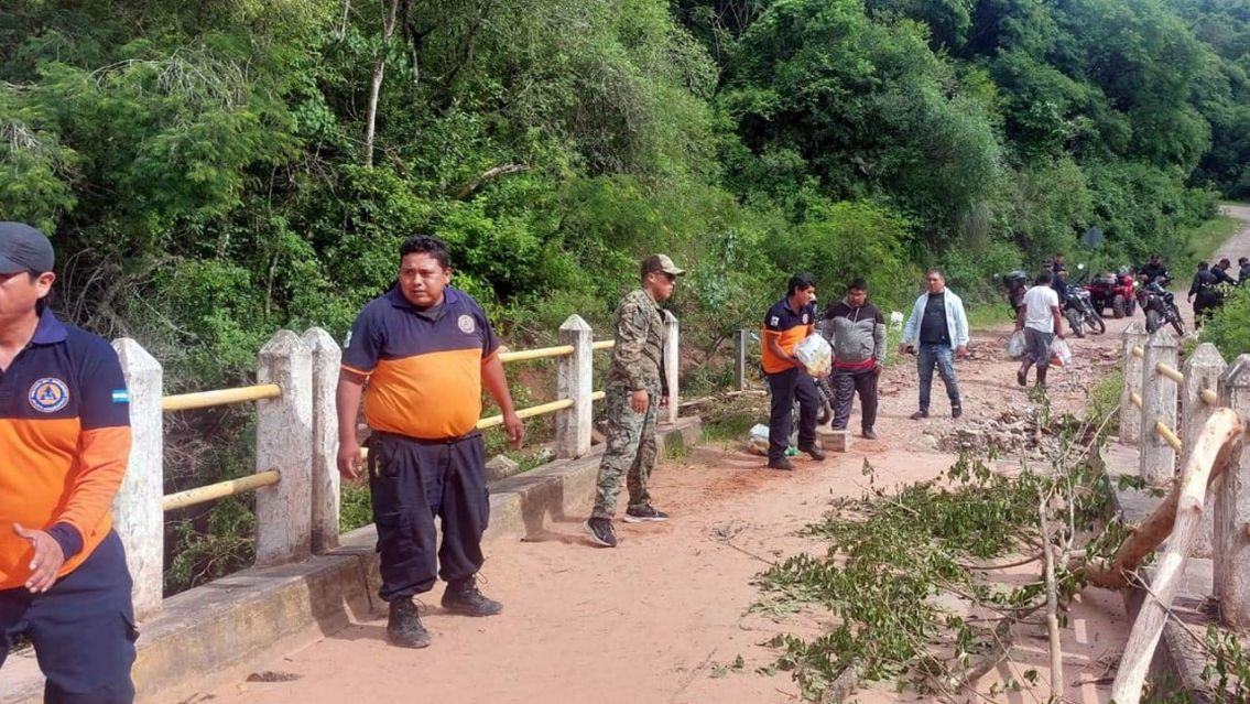 Ocloyas, la localidad jujeña más afectada por las lluvias: Se cayó un puente