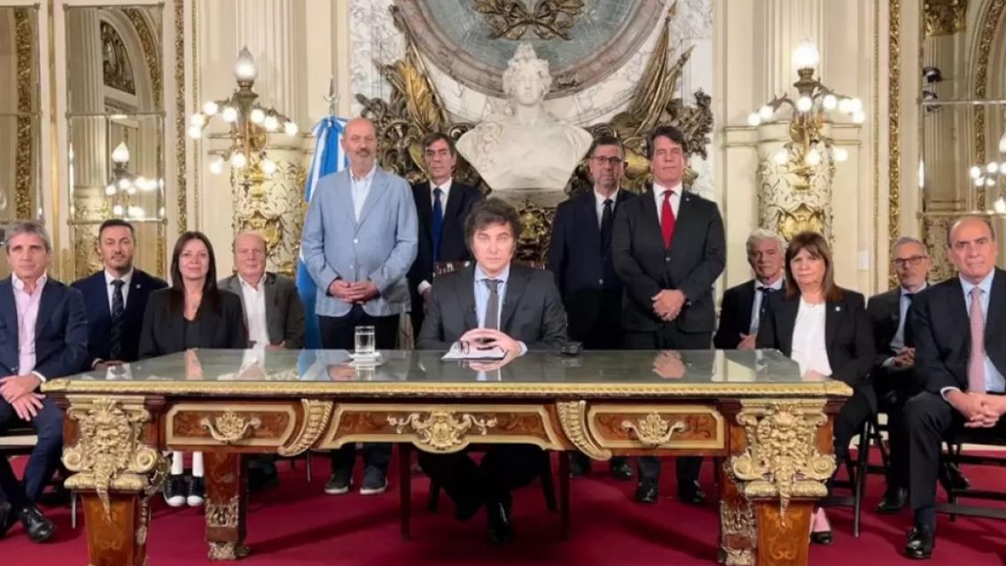 Dictaron una medida cautelar que suspende la reforma laboral incluida en el DNU de Milei