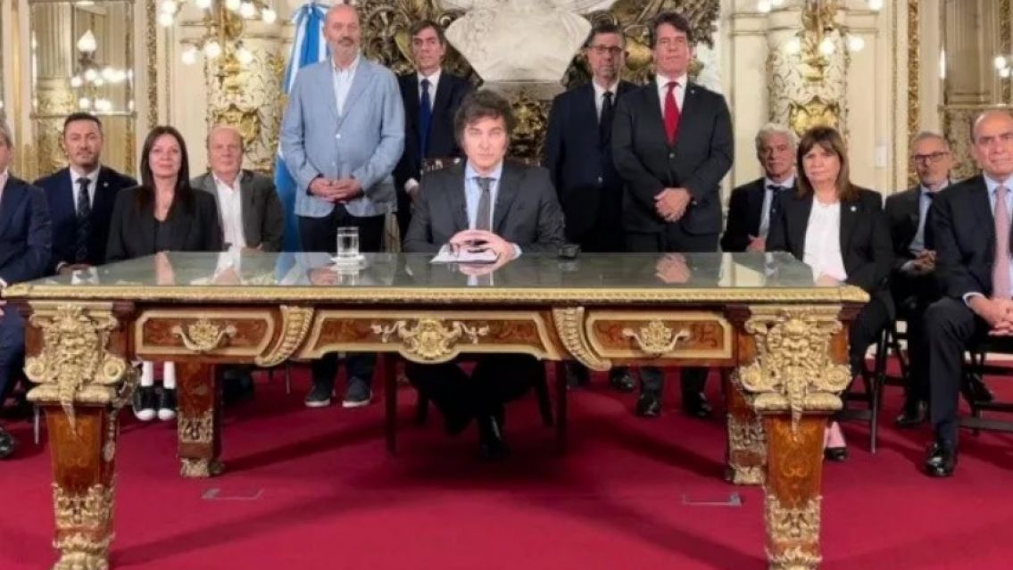 El Gobierno envió al Congreso el mega DNU de Milei para su tratamiento