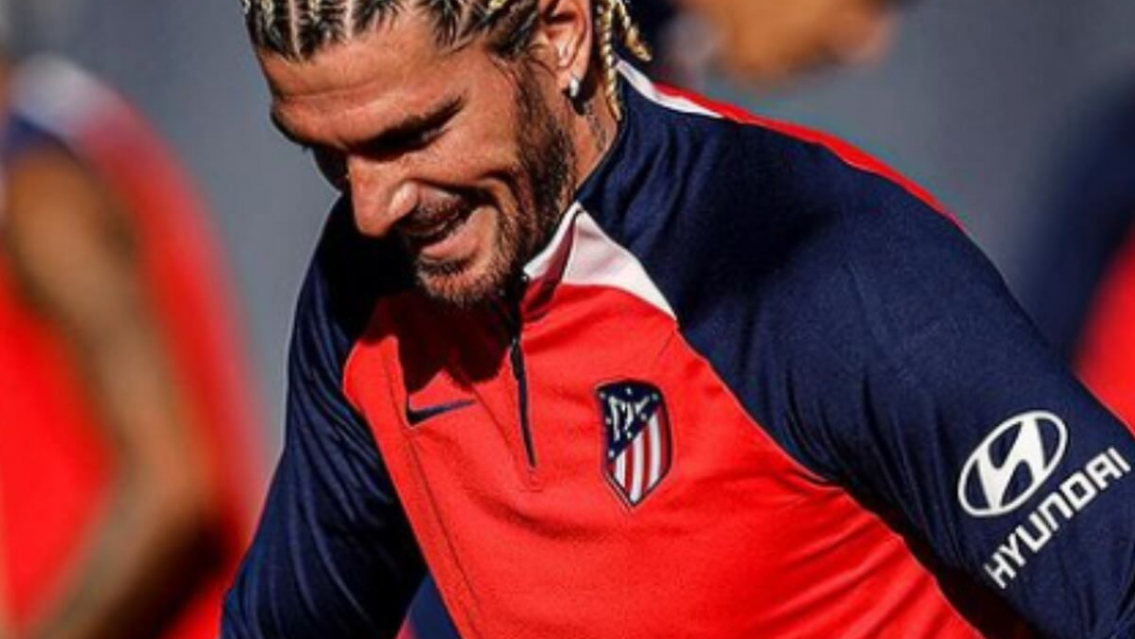 De soltar, ni hablar. La estrategia de Rodrigo De Paul para recuperar "como sea" a Tini