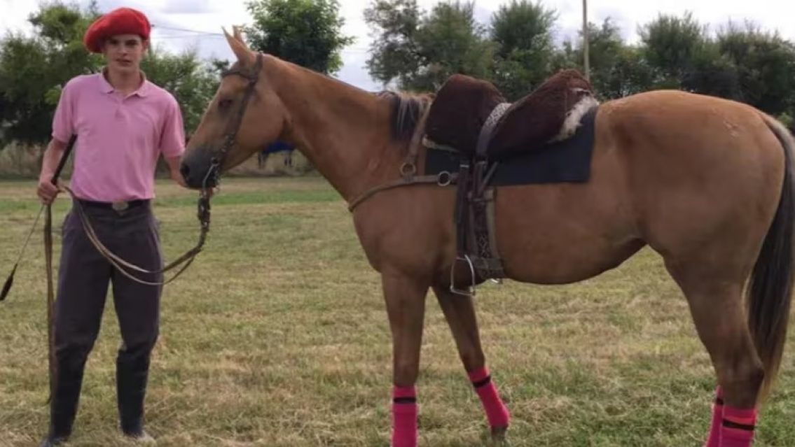 Es adicto, le pidi� plata a su pap� y lo asesin� de un mazazo en la cabeza