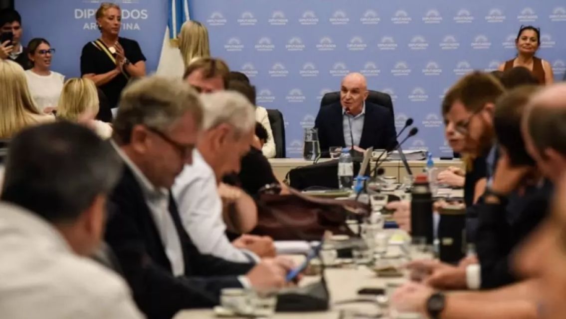 Comenzó el debate de la Ley Ómnibus con críticas de la Izquierda y el kirchnerismo