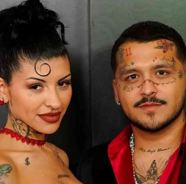 Sin ropa y en la cama, as&iacute; festej&oacute; Cazzu el cumple de su novio Christian Nodal