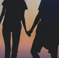 "Busco dos chicas para que sean mis...", norteño ofrece trabajo y algo más. "Paga bien"