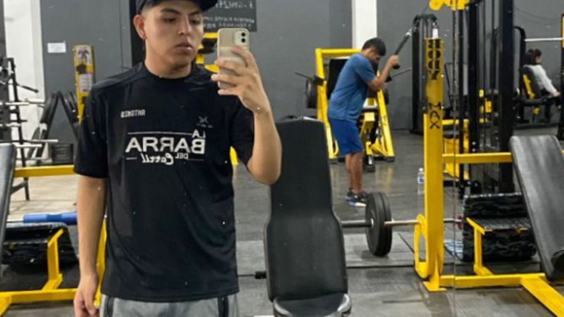 Antonio de MasterChef volvió al pago y revolucionó un gimnasio. Fotos por todos lados