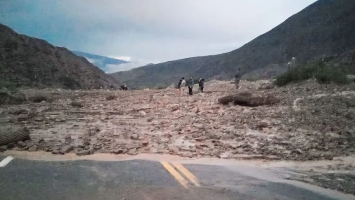 Imposible ir a Chile: la Cuesta de Lip�n est� cortada debido a lluvias intensas