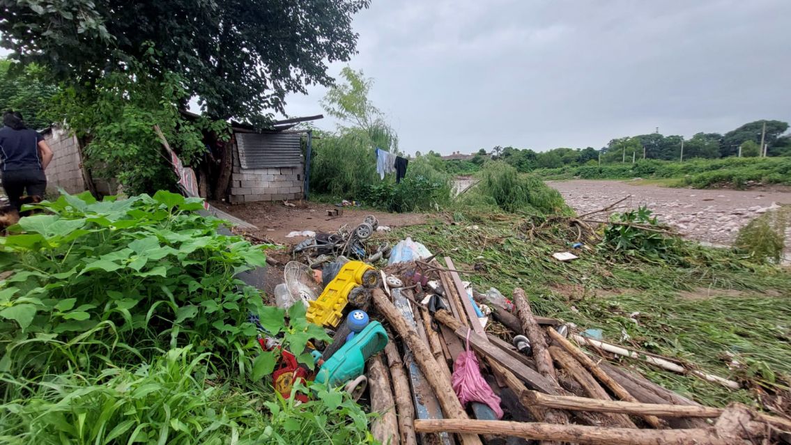 "Dijeron que iban a canalizar pero no hicieron nada": Bronca de los vecinos en Palpal�