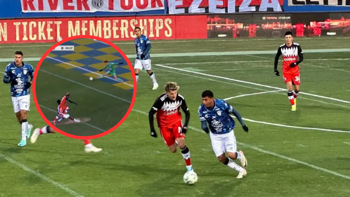 En cancha de f�tbol americano: River le gan� a Pachuca en Estados Unidos