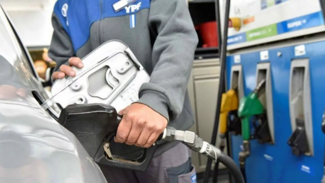 A llenar el tanque: El nuevo aumento en la nafta que se viene