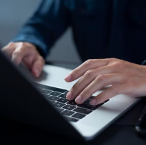 Jujeño creía que tenía una relación, mandó fotos íntimas y lo extorsionaron por plata