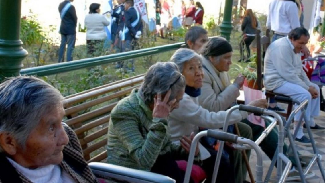Peligra el Hogar San Antonio y 50 abuelitos podr�an quedar en la calle