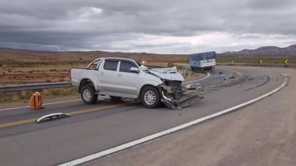 Brutal choque frontal en Tres Cruces se cobr� la vida de un juje�o