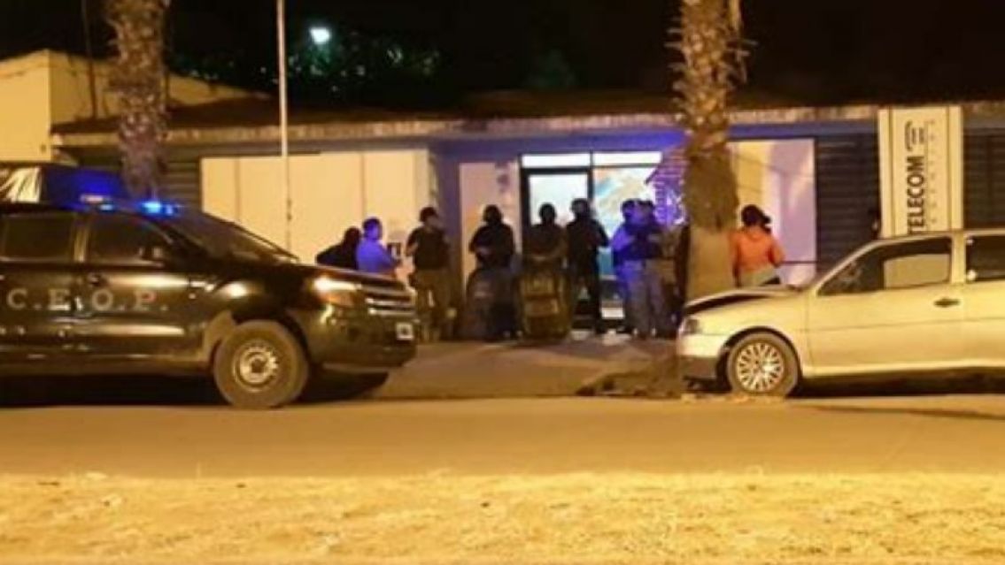 Se fugaron 3 peligrosos delincuentes presos de la Brigada de Perico