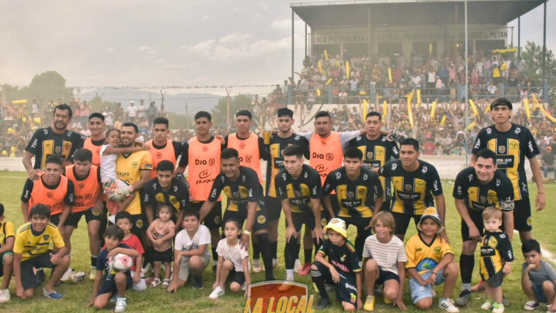 Talleres de Met�n dio el primer golpe y le gan� a Zapla 