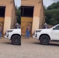 Sacó a palazos a los changos que le fueron a orinar su casa después del Carnaval