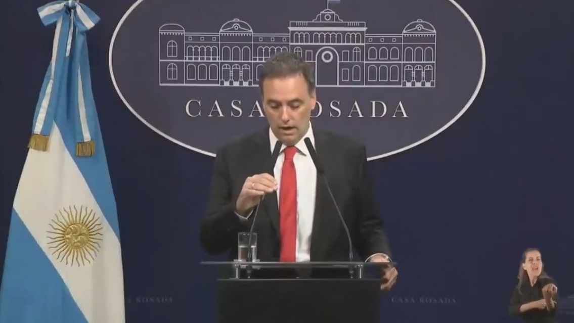 El Gobierno retir� el proyecto para subir el impuesto a las Ganancias: Habr� m�s ajustes