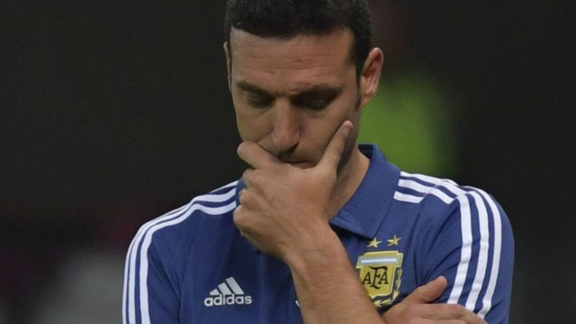 Se viene cambio de arquero en la Selección Argentina: qué pasará con el Dibu Martínez