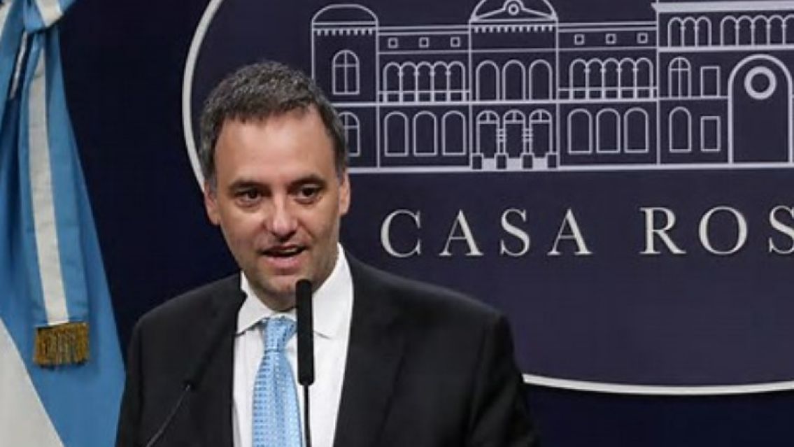 Nombraron como asesor en Defensa al hermano de Adorni: cobrar�a m�s de dos millones de pesos por mes