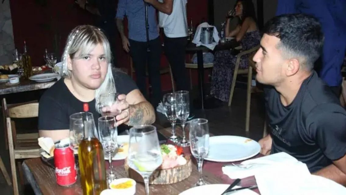 Le dieron la cana a Morena Rial cenando con un misterioso joven: �nuevo novio?