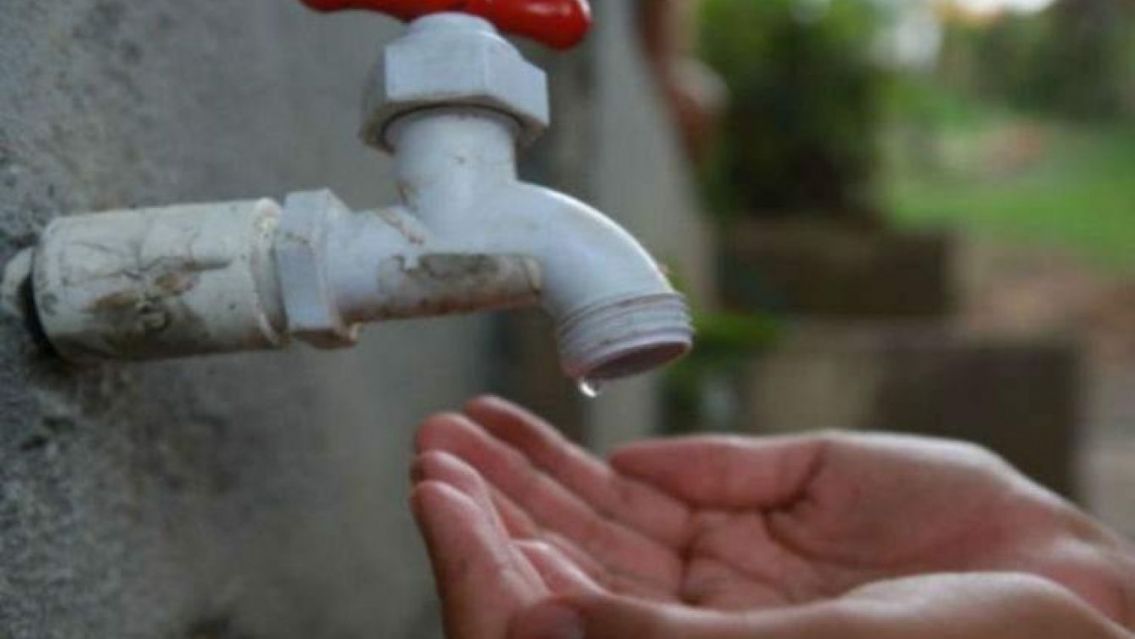 Seis barrios de Palpal� quedaron sin agua por la rotura de un acueducto