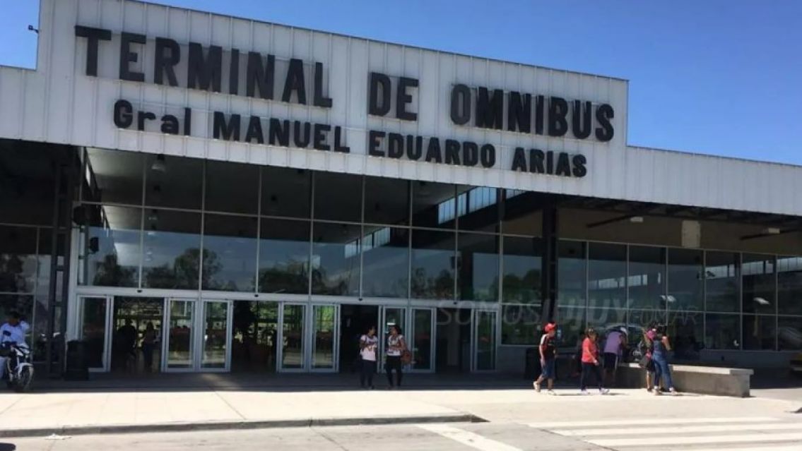 Todos los precios: Esto duele viajar en colectivo por Jujuy tras el aumento