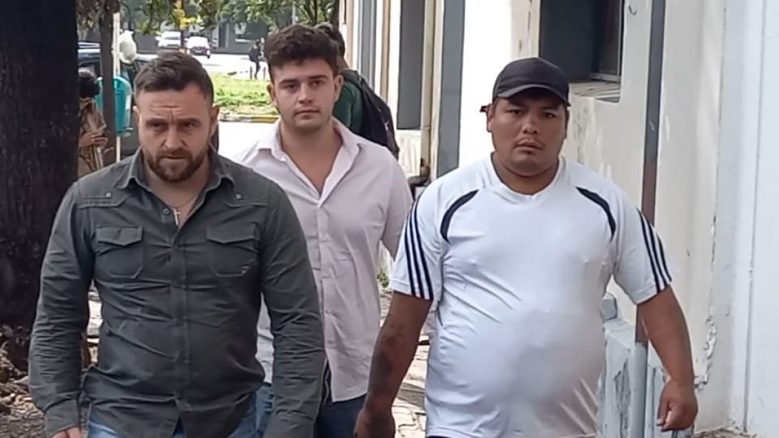 Homicidio en San Cayetano: Se entregó uno de los jujeños acusados