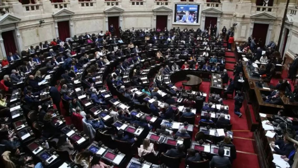 Ley Ómnibus: Diputados levantó la sesión y el proyecto vuelve a comisión