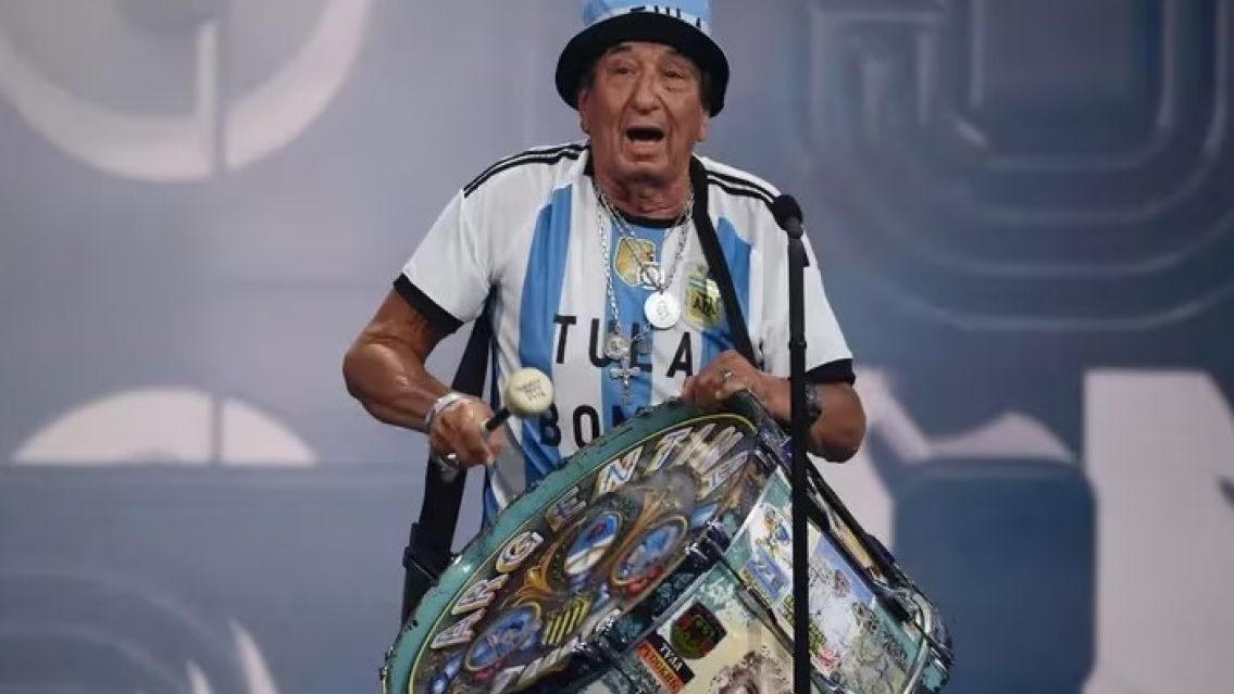 [TRISTEZA] Muri� Tula, el hincha m�s fan�tico de la Selecci�n argentina