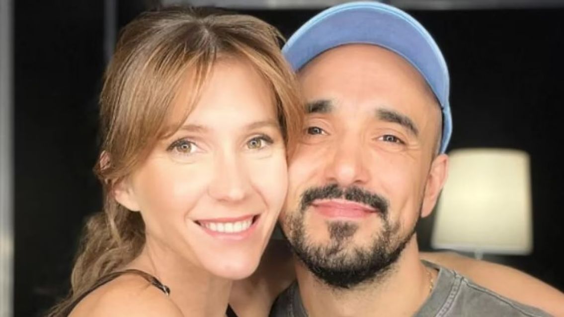 Abel Pintos y Mora Calabrese anunciaron que esperan a su tercer hijo: "No diremos nada, pero habr� se�ales"