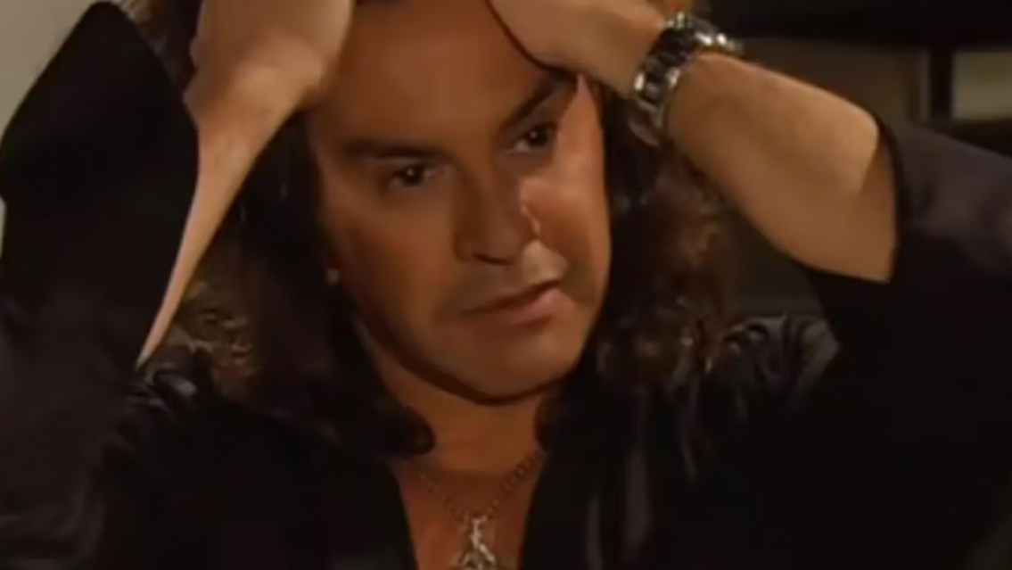 "Necesito hacerte el amor", Osvaldo Laport rendido a los pies de Isabel de Gran Hermano