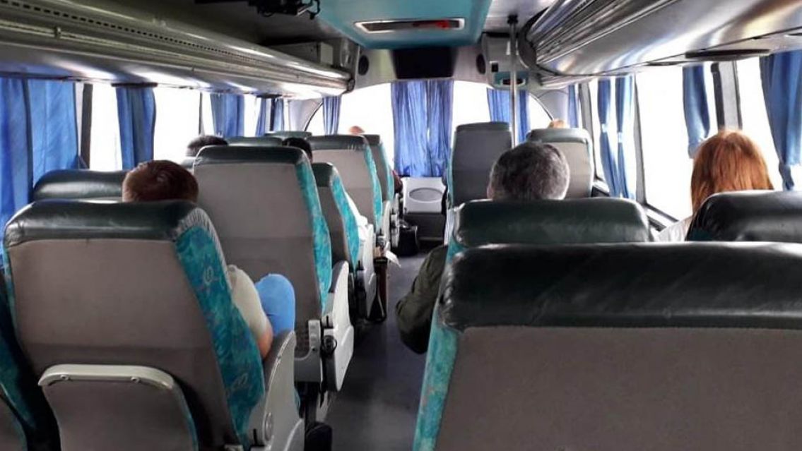 Polic�a juje�o se mach� en el bondi y se mand� un esc�ndalo camino a la Quebrada