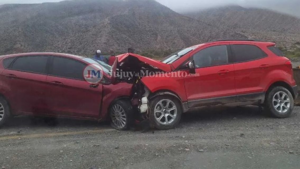 Ma�ana accidentada en Jujuy: Tremendo choque frontal en la ruta 9