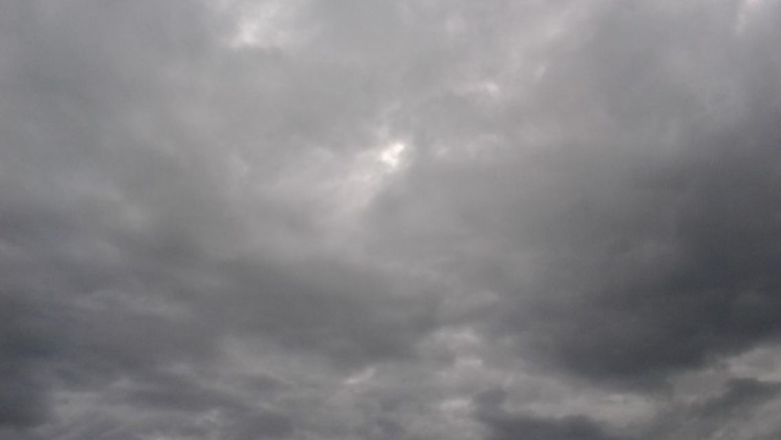 Cielo nublado pero con baja probabilidad de lluvias para hoy: Cómo se viene el finde