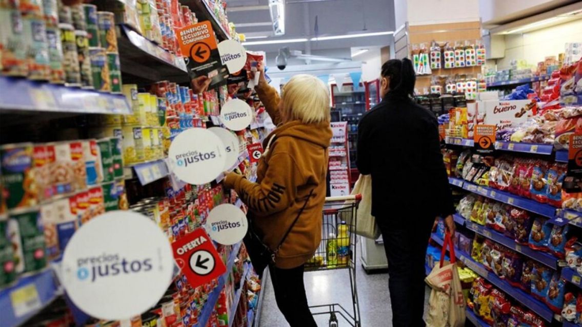 Pese a la baja de la inflación, los alimentos subieron un 300%