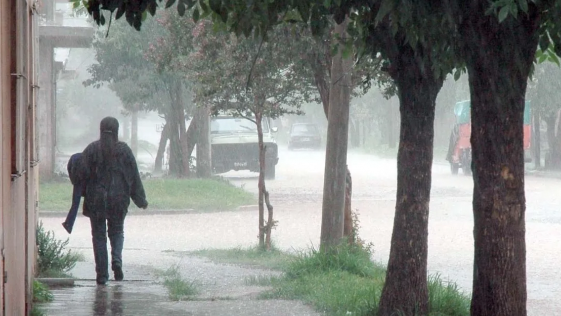 Domingo con alerta amarilla por tormentas fuertes en Jujuy