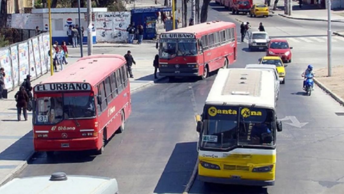 Colectivos en Jujuy: Se conoció que pasará con el paro