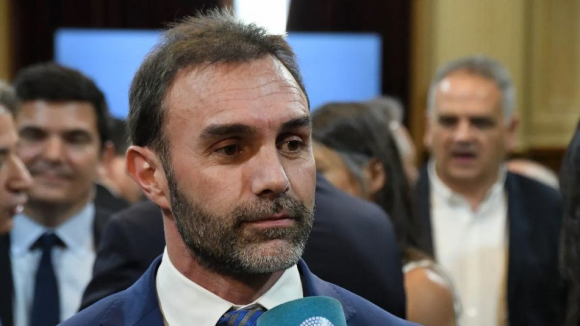 El juje�o Atauche nombr� a su hermano en el Senado y ganar� m�s de un mill�n