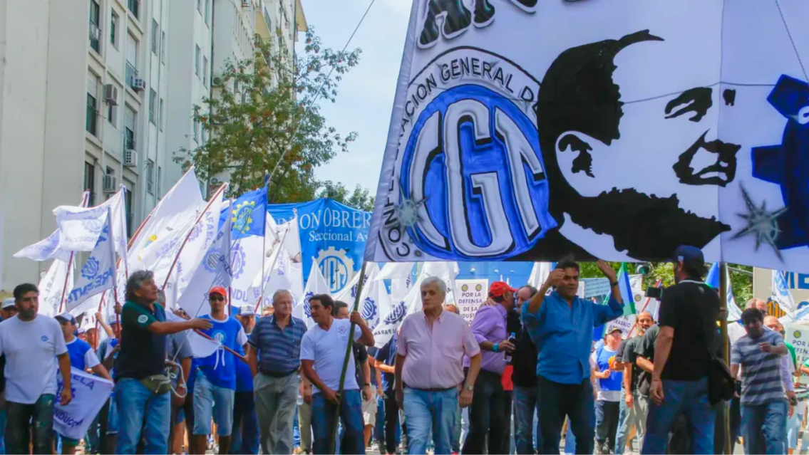 Gremios docentes de la CGT llamaron a un sorpresivo paro nacional: cuándo será