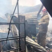 Jujeños prendieron un horno de barro y casi incendian la casa entera