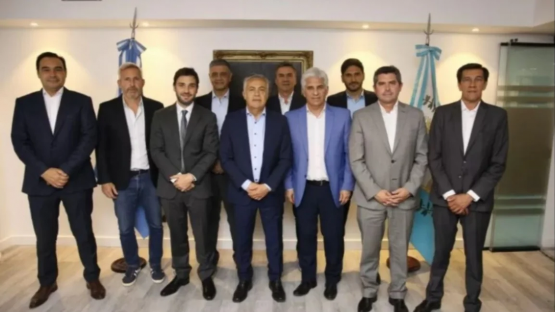 Tire y afloje con el Gobierno de Milei, estos gobernadores apoyan a Chubut
