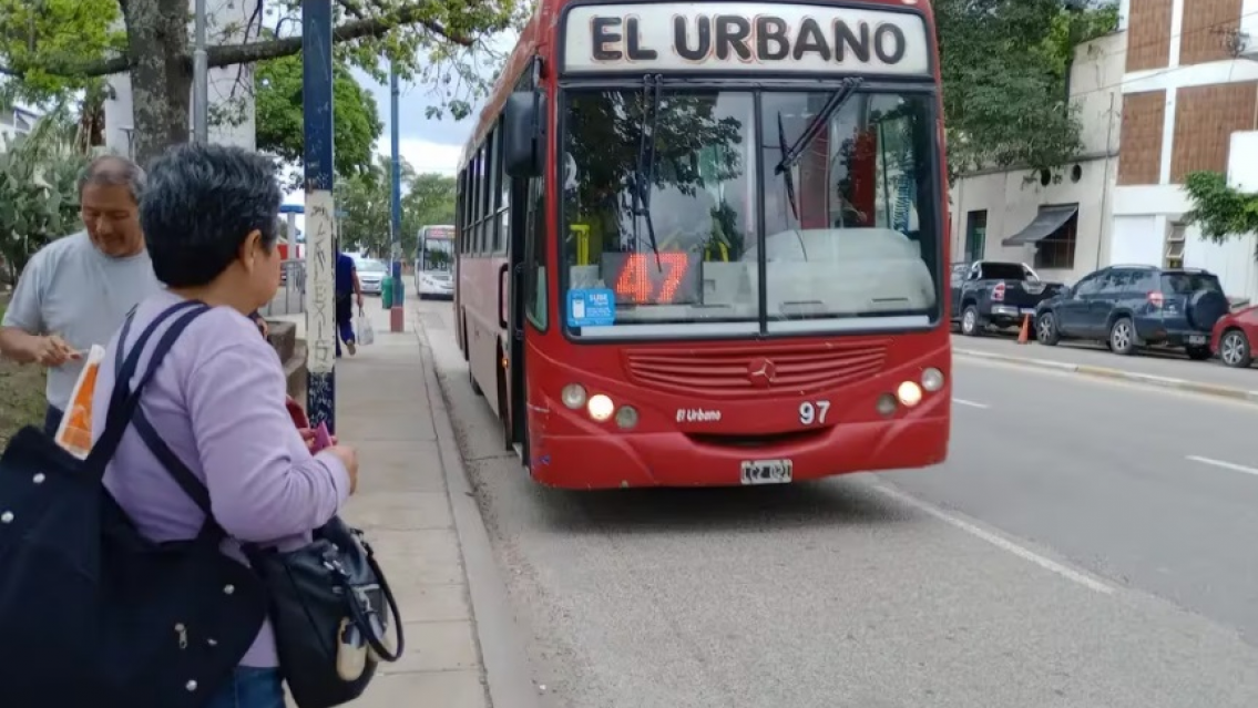 Estudiantes jujeños preocupados por la quita del boleto estudiantil gratis