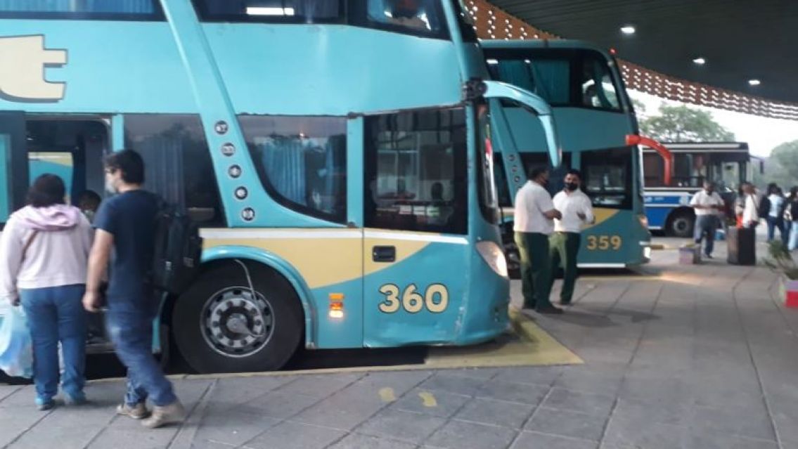 El colectivo de media distancia subi� un 50% en Jujuy �Se viene otro aumento?