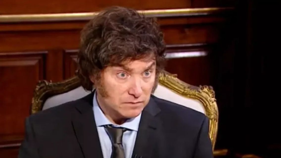 Javier Milei eliminó el posteo donde hacía aparecer al gobernador de Chubut con síndrome de down