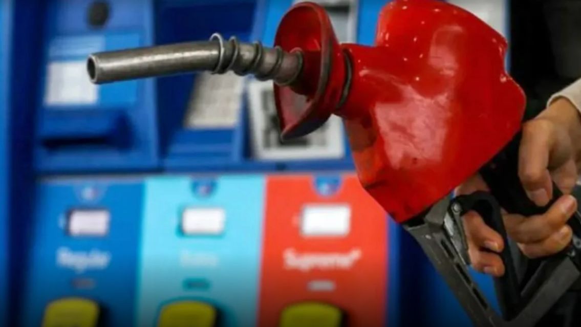 Esta noche subir� la nafta: cu�nto tendr�n que pagar los juje�os