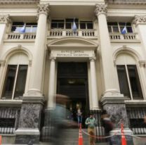 El Banco Central cortó la racha compradora y vendió US$142 millones