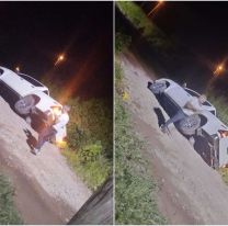 Juje&ntilde;o qued&oacute; atrapado en un gigantezco bache: Impactantes im&aacute;genes