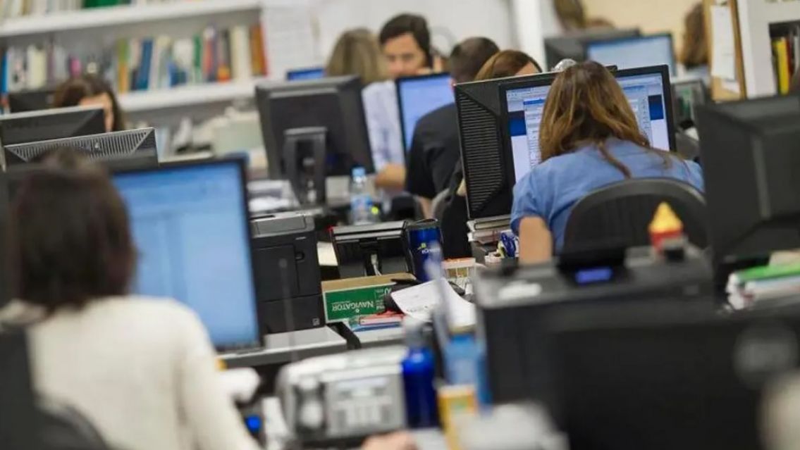 El Gobierno anunci� que despedir�n a 600 empleados: conoc� de qu� �rea