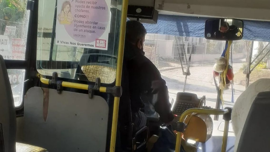 Paro de colectivos en Jujuy: choferes quieren cobrar casi un mill�n de pesos