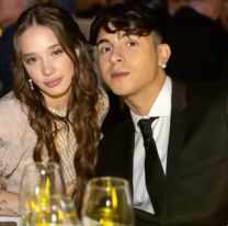 Ángela Torres y Rusherking oficializaron su romance en el show de Luis Miguel