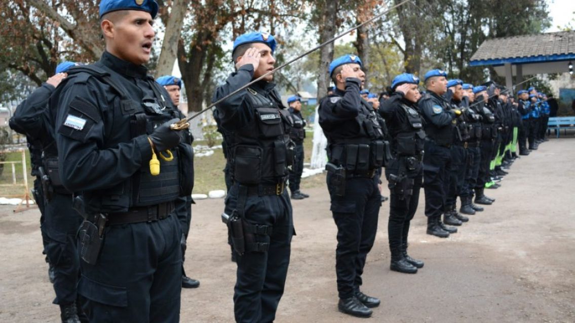 Las nuevas armas que tendr� la polic�a de Jujuy: Te dejan duro en el acto
